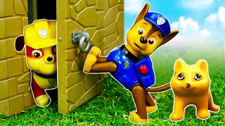 Chase y Rubble rescatan a un gatito La Patrulla Canina Paw Patrol en español [upl. by Anaeed]