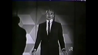 Jeff Chandler Sings Foxfire 1955 TV Performance [upl. by Melisande214]