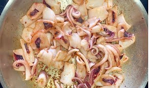 Calamars marinés et poêlés [upl. by Sherr668]