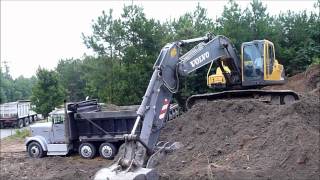 Volvo EC210 Excavator Rocking Out Trucks [upl. by Kevan]