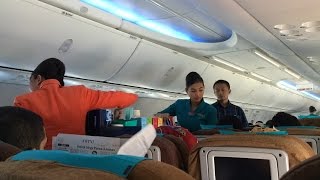 GARUDA INDONESIA  FLIGHT REVIEW GA307 SURABAYA TO JAKARTA [upl. by Lat]