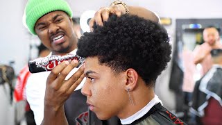 HAIRCUT TUTORIAL CURLY TOP LOW FADE  CURL SPONGE [upl. by Nosrac]