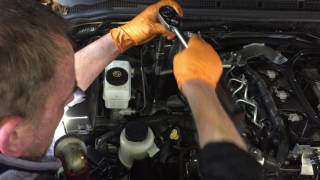 How to service a Nissan engine [upl. by Gerty]