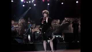 KT Oslin  Hey Bobby Live at Farm Aid 1990 [upl. by Gonick54]