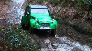 Exeter Trial 2011 Simms Hill Citroen 2CV [upl. by Rema66]